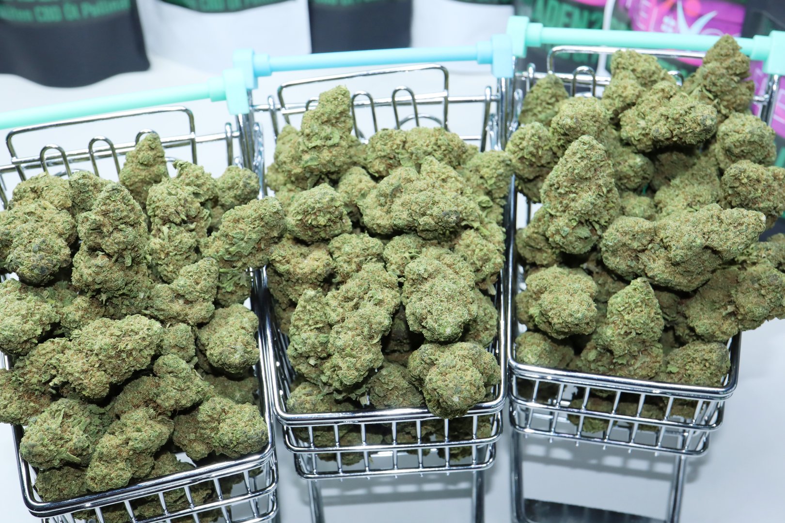 Mandarine Oriental CBD Blüten 